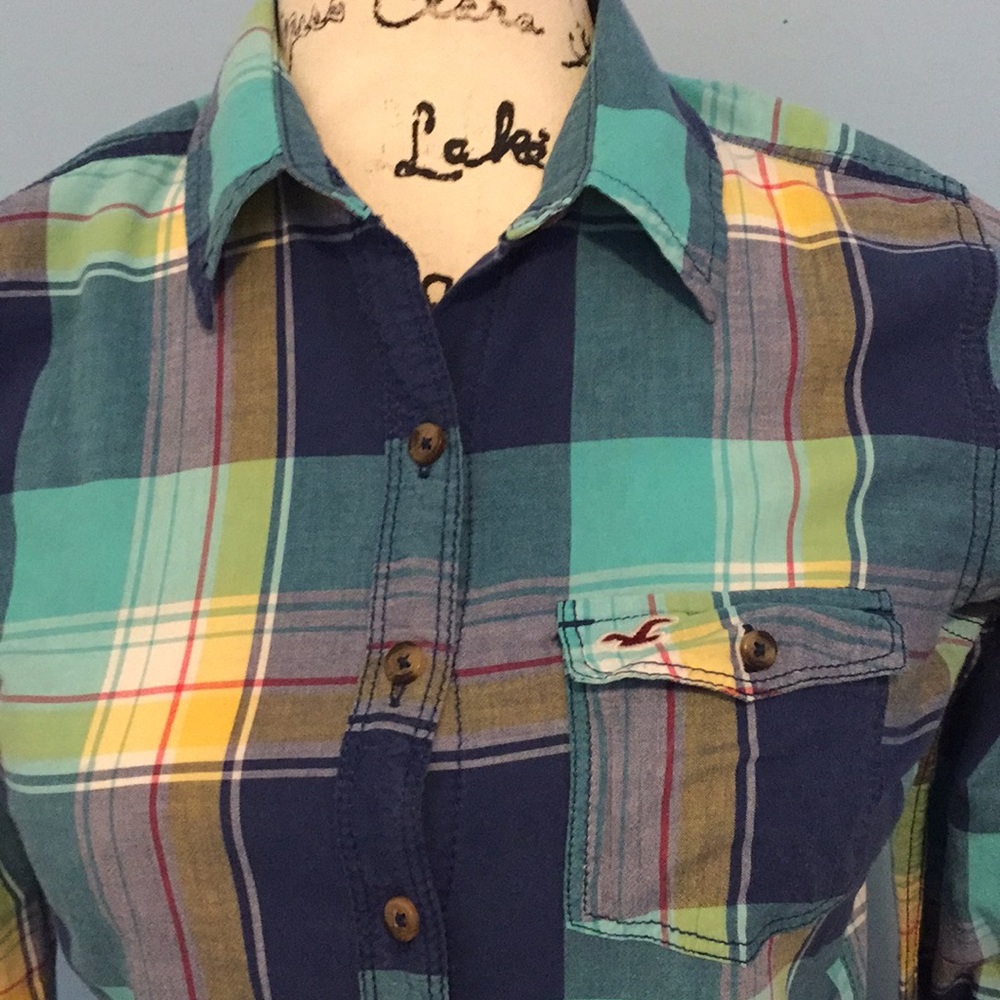 5 for 20.00 Hollister plaid blouse